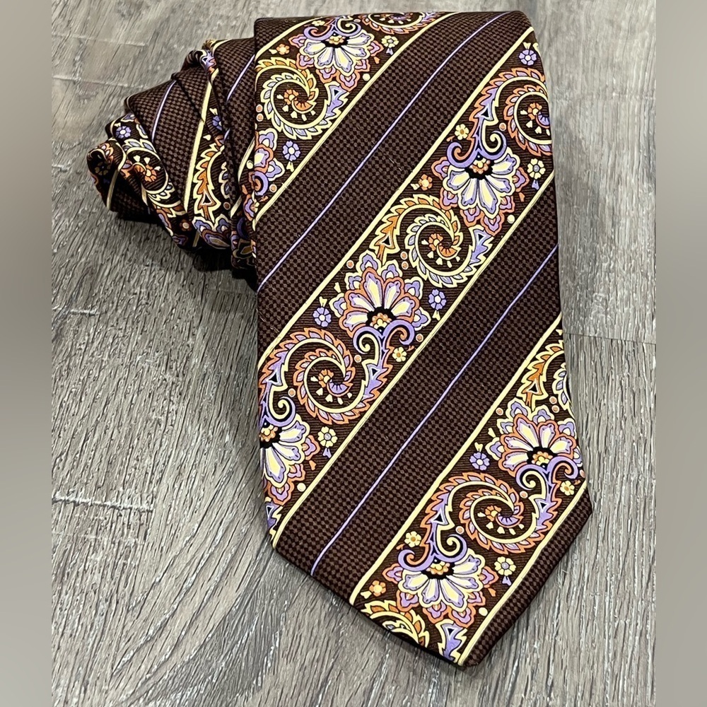 Robert Talbott Best of Class 109% Silk Made in USA Stripe Floral Paisley Tie EUC